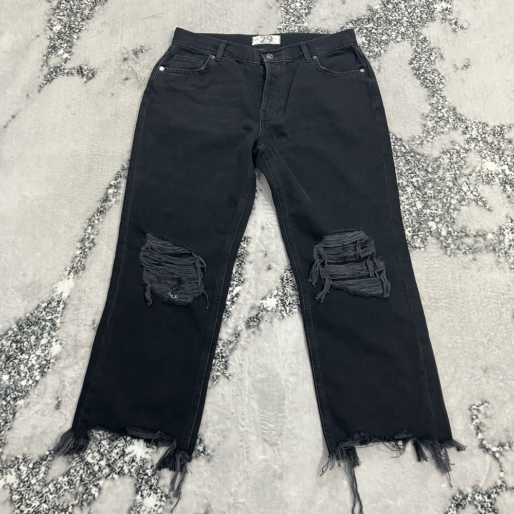 We The Free Twenty Nine Jeans Womens Sz 29 Black Distressed Cropped Raw Hem